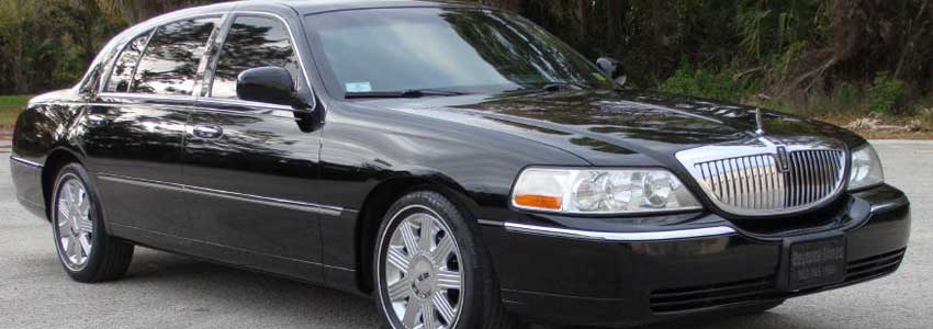 Lincoln town cars