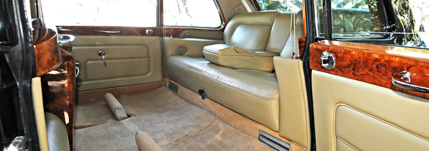 1959 Rolls Royce Interior